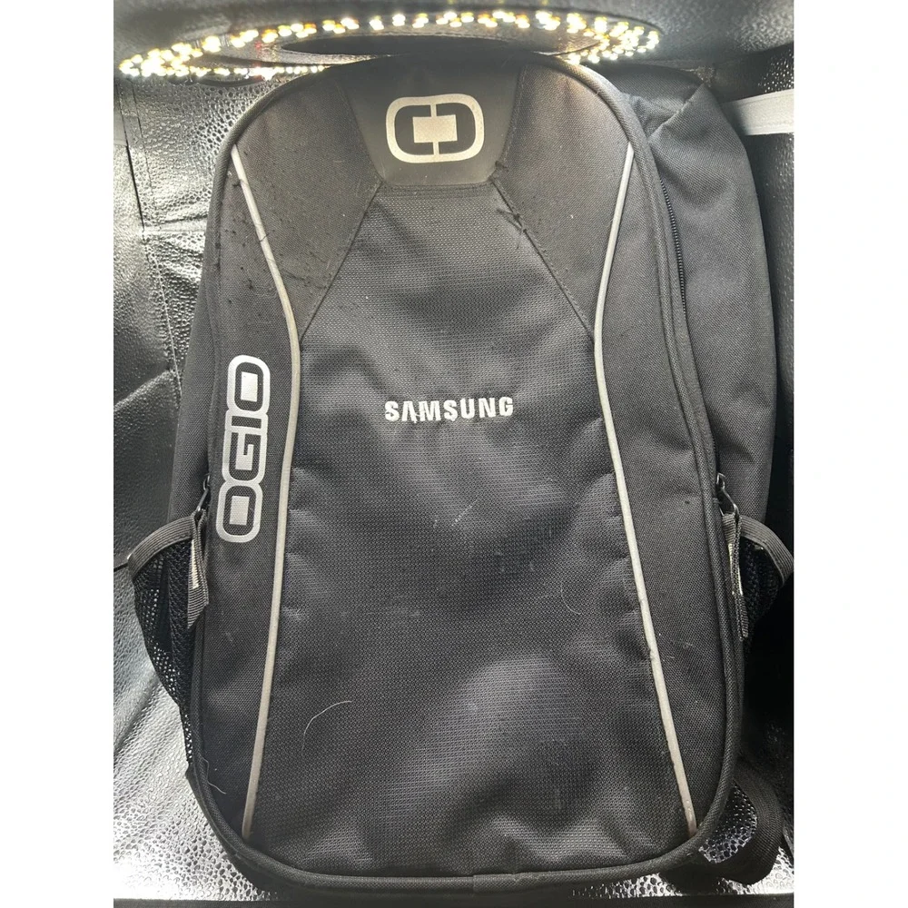 OGIO Samsung Backpack Black Tech Travel Bag Padded Laptop Compartment Mens Mens